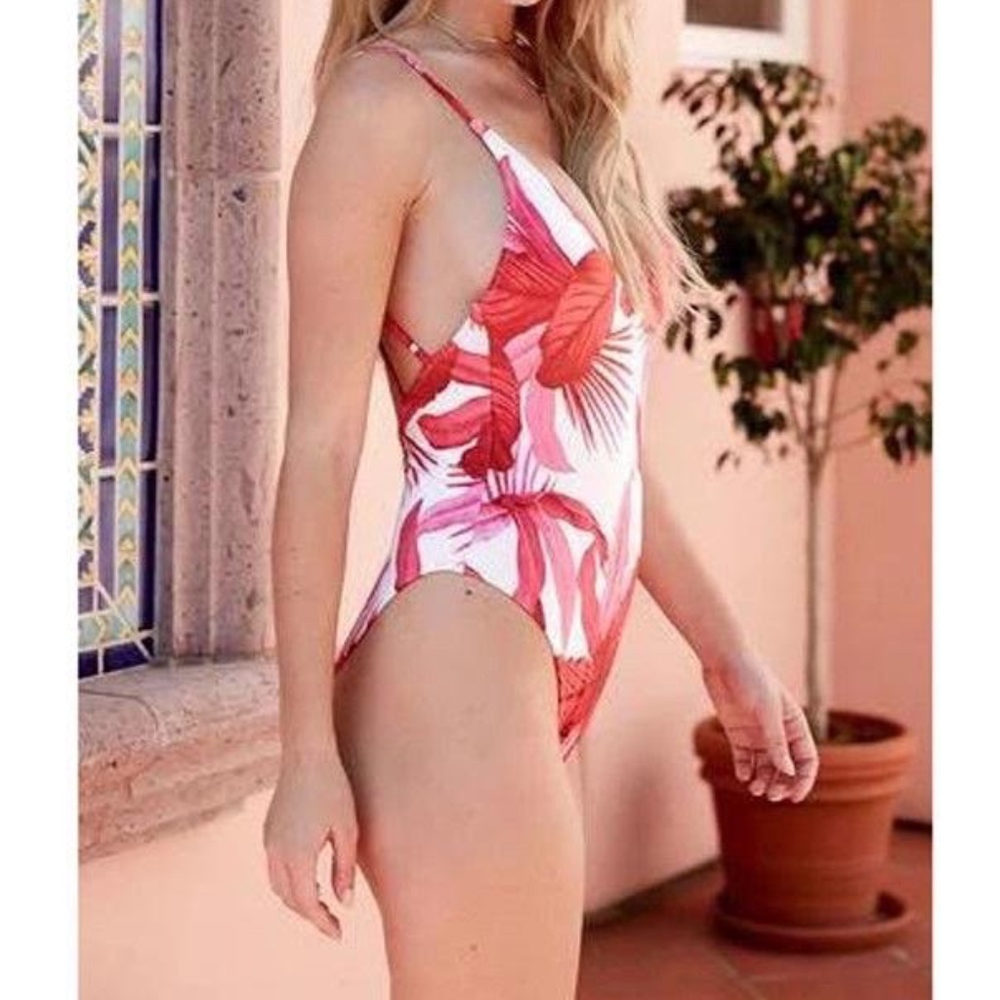 RED TROPICAL FLORAL PRINT ONE PIECE - Picture 3 of 7
